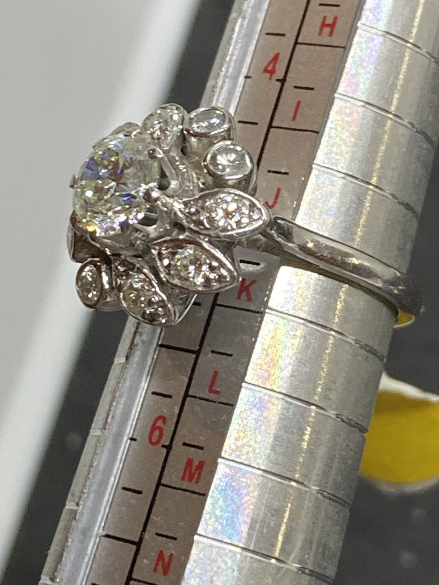 1.03ct SOLITAIRE DIAMOND + 0.45ct DIAMOND SET PLATINUM RING - Image 6 of 6