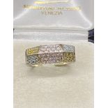 FANCY MULTI COLOURED 2.80ct DIAMOND RING SET IN WHITE GOLD