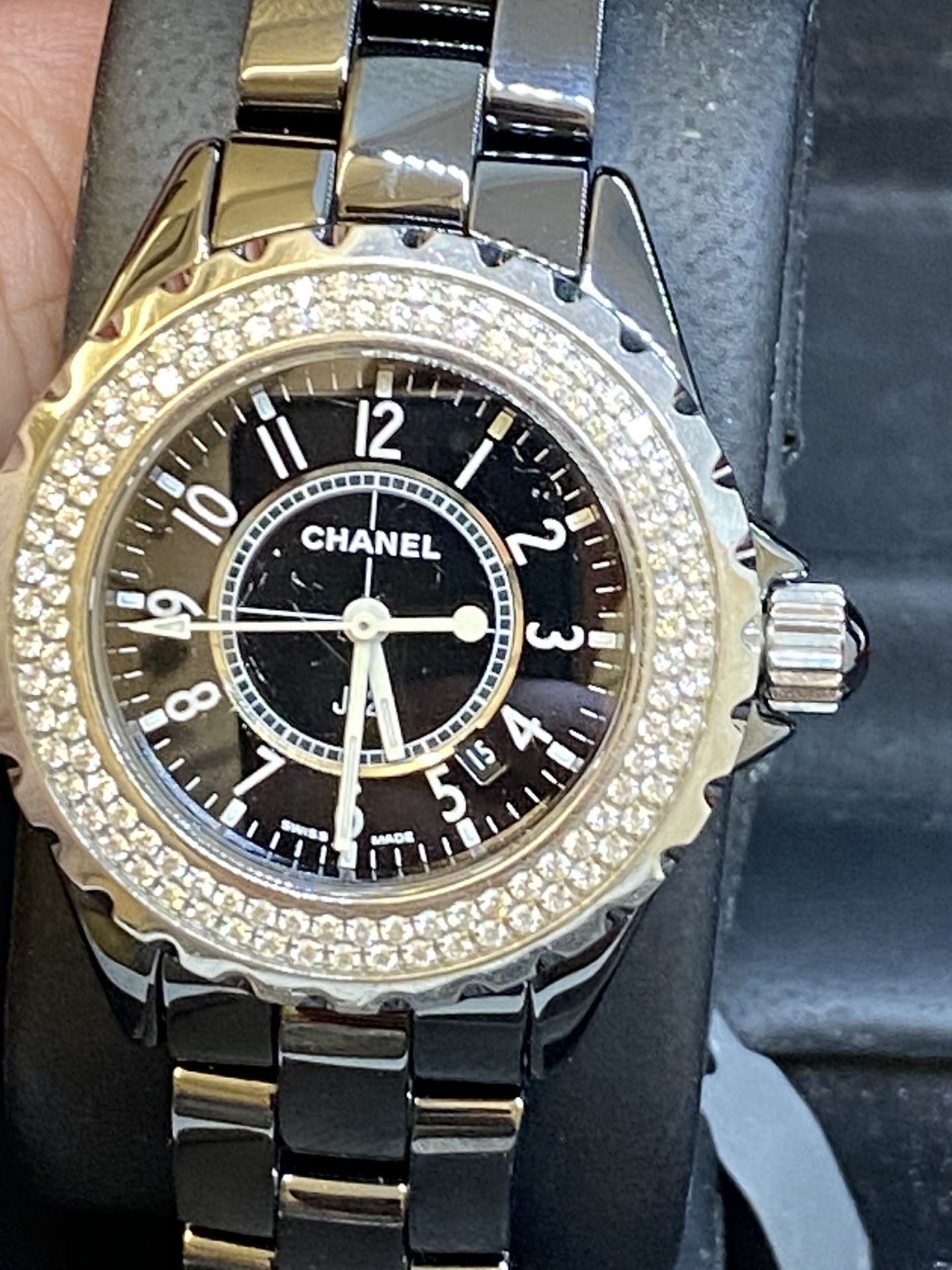 CHANEL J12 CERAMIC WATCH SET WITH DIAMOND BEZEL WITH BOX - Image 6 of 12