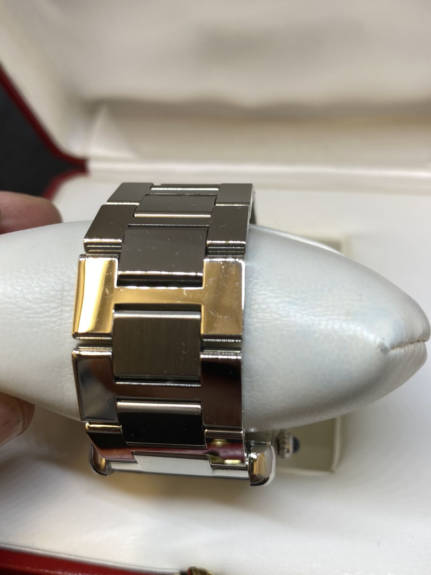 EXTRA LARGE CARTIER STAINLESS STEEL AUTOMATIC WATCH WITH BOX - Image 8 of 9