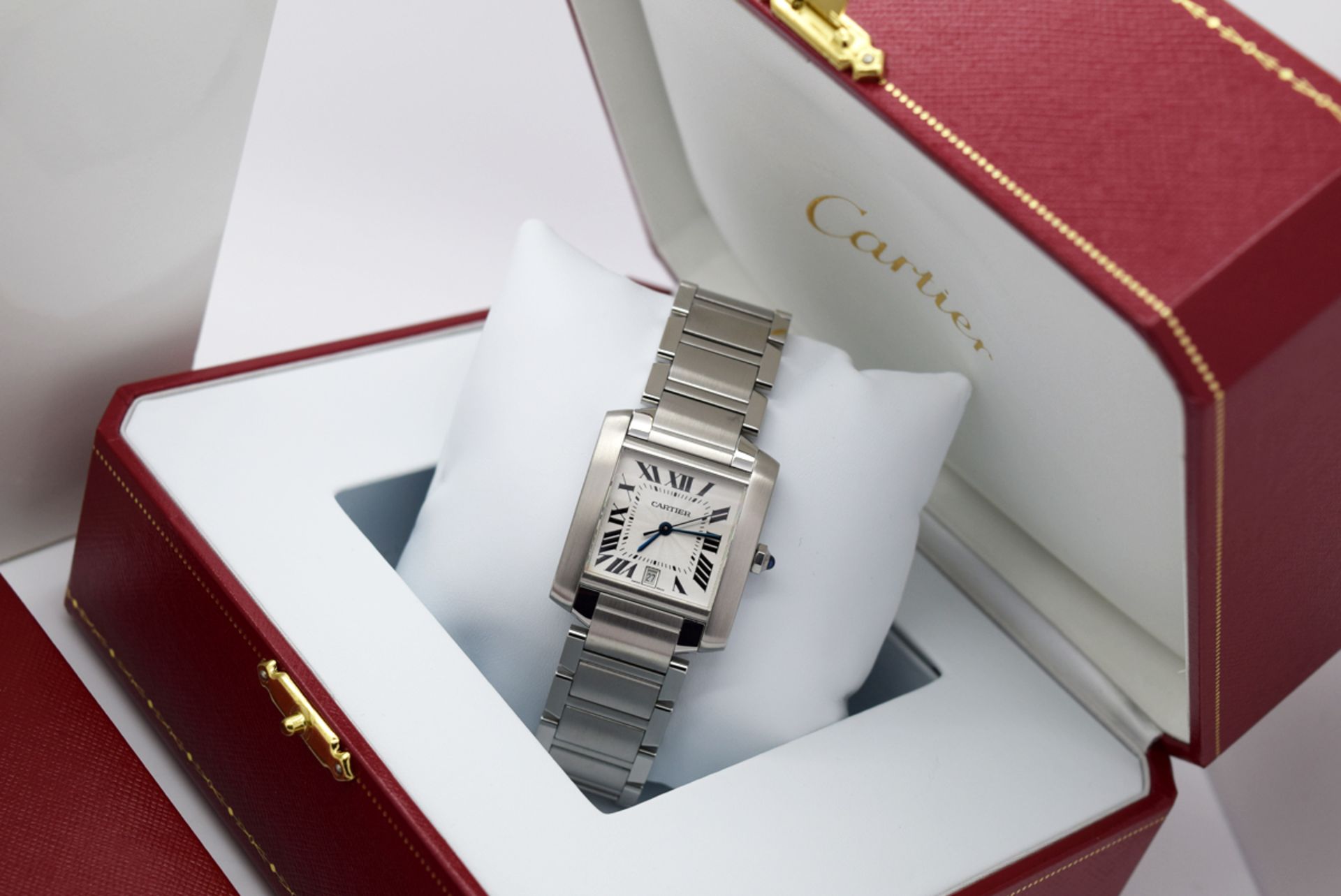 Cartier Tank (Mens Model) - 2302 / W51002Q3 - Stainless Steel - Roman Numeral Dial - Image 8 of 12