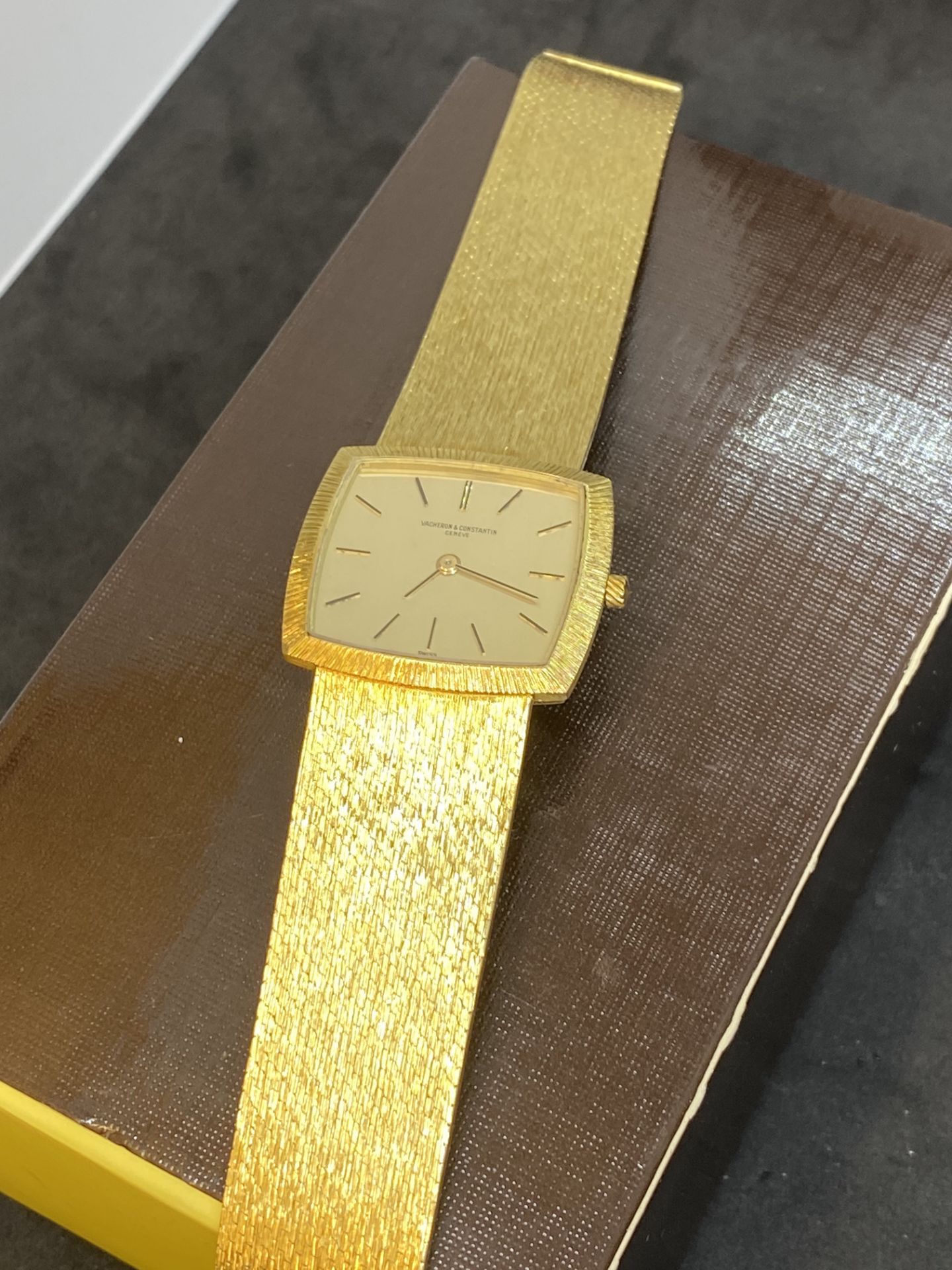 VACHERON & CONSTANTIN 18ct GOLD WATCH - Image 5 of 13