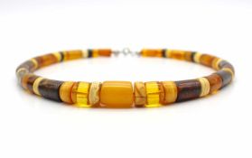 Amber necklace Closure checked for silver(one stone defective). Length ca. 45 cm Bernsteinkette