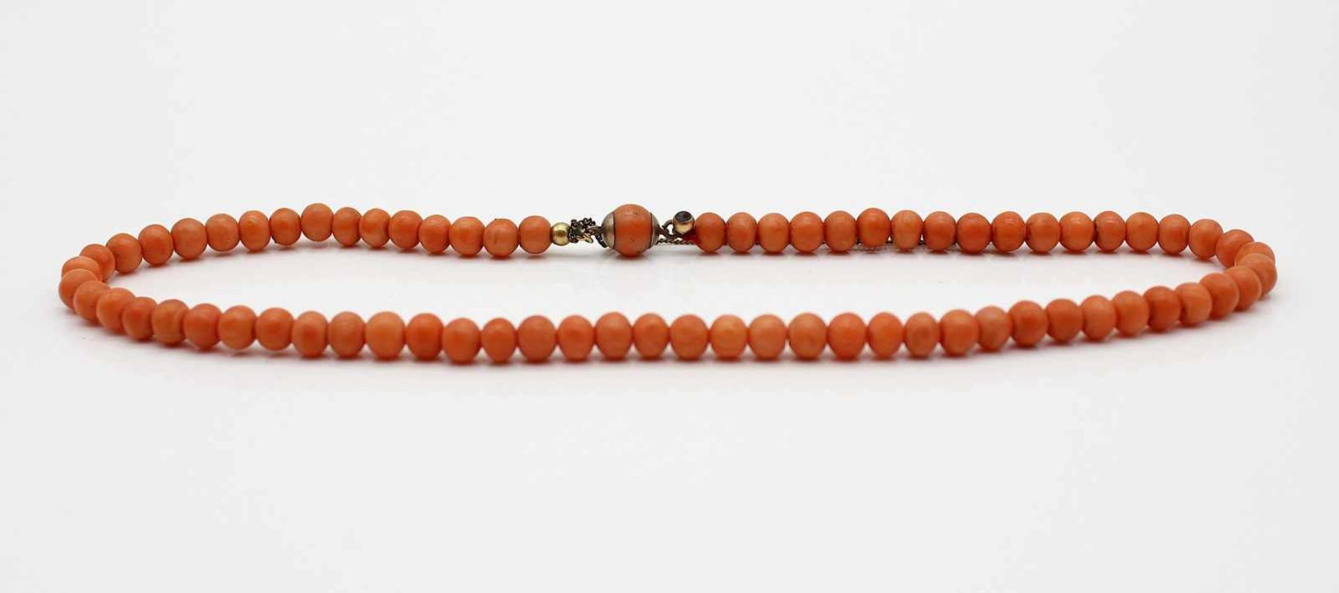 Coral necklace, metal clasp.Length 36 cmKorallenkette, Verschluss Metall.Länge 36 cm - Bild 3 aus 3