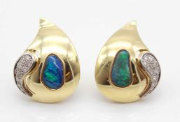 1 pair of ear studs with clip made of 585 gold with 2 boulder opals and20 brilliants, total