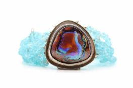Signiert Willer, Bracelet 925 silver with a boulder opal, ca. 23 x 21 mm and apatite.Weight 40,2