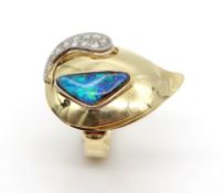 Ring made of 585 gold with 1 boulder opal and 10 brilliants, total ca. 0,25 ct,medium degree of