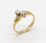 Ring made of 585 gold with 2 brilliants, total approx. 0.30 ct in medium to low quality.Weight 3,9