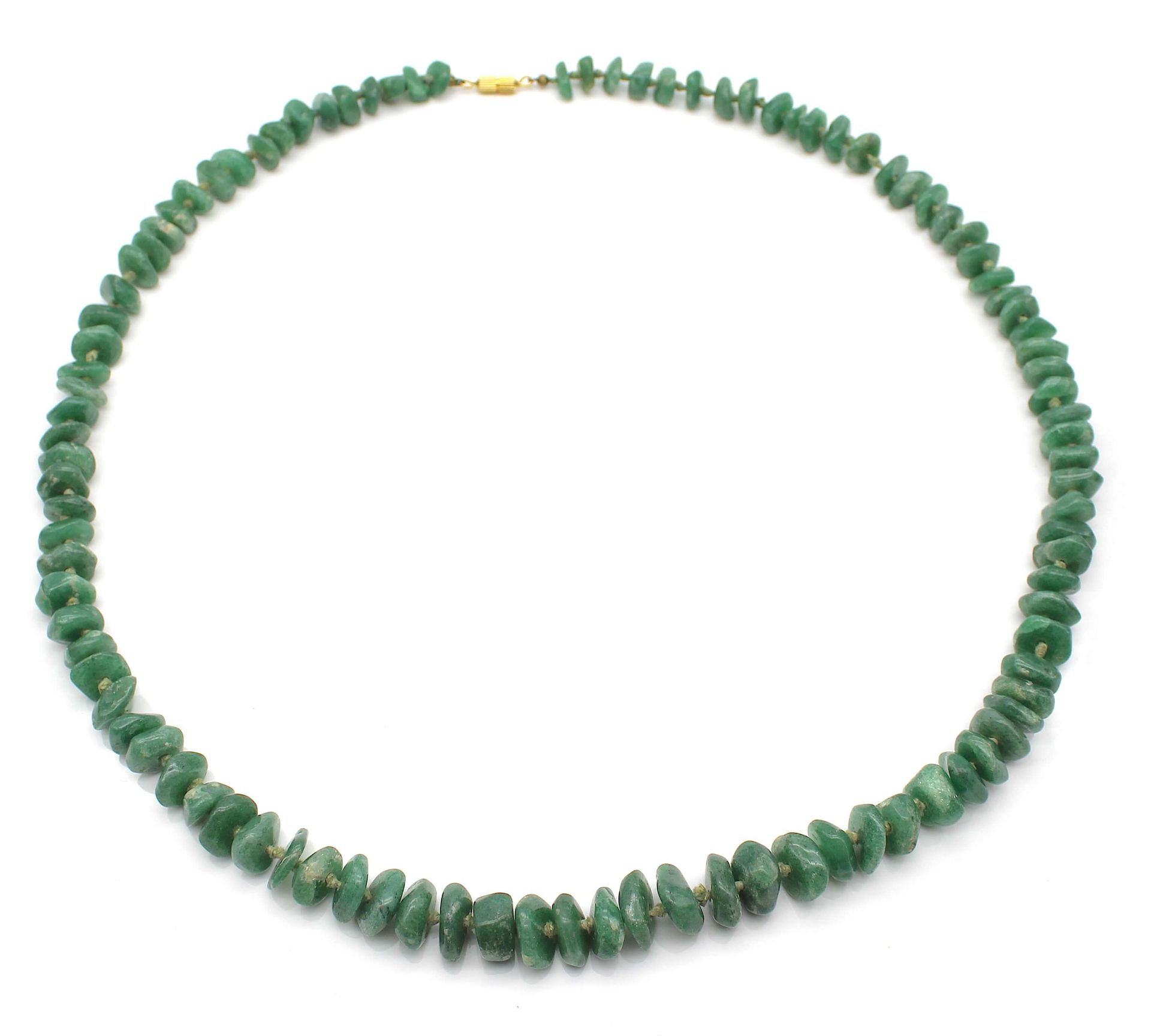 Edelsteinkette aus Aventurinquarz, Schloß Metall. Länge: ca. 75 cm Aventurine quartz gemstone