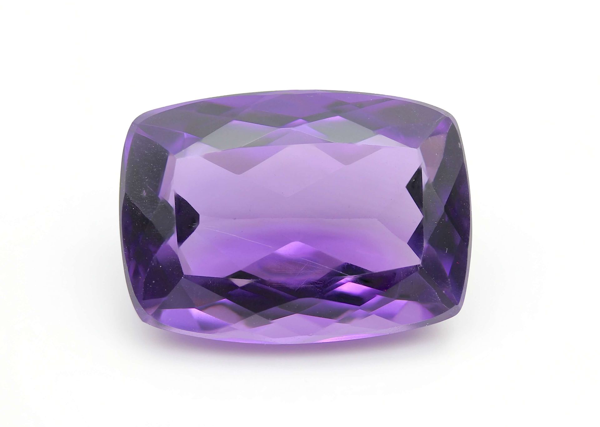 1 Amethyst ca. 13,25 ct 1 Amethyst ca. 13.25 ct