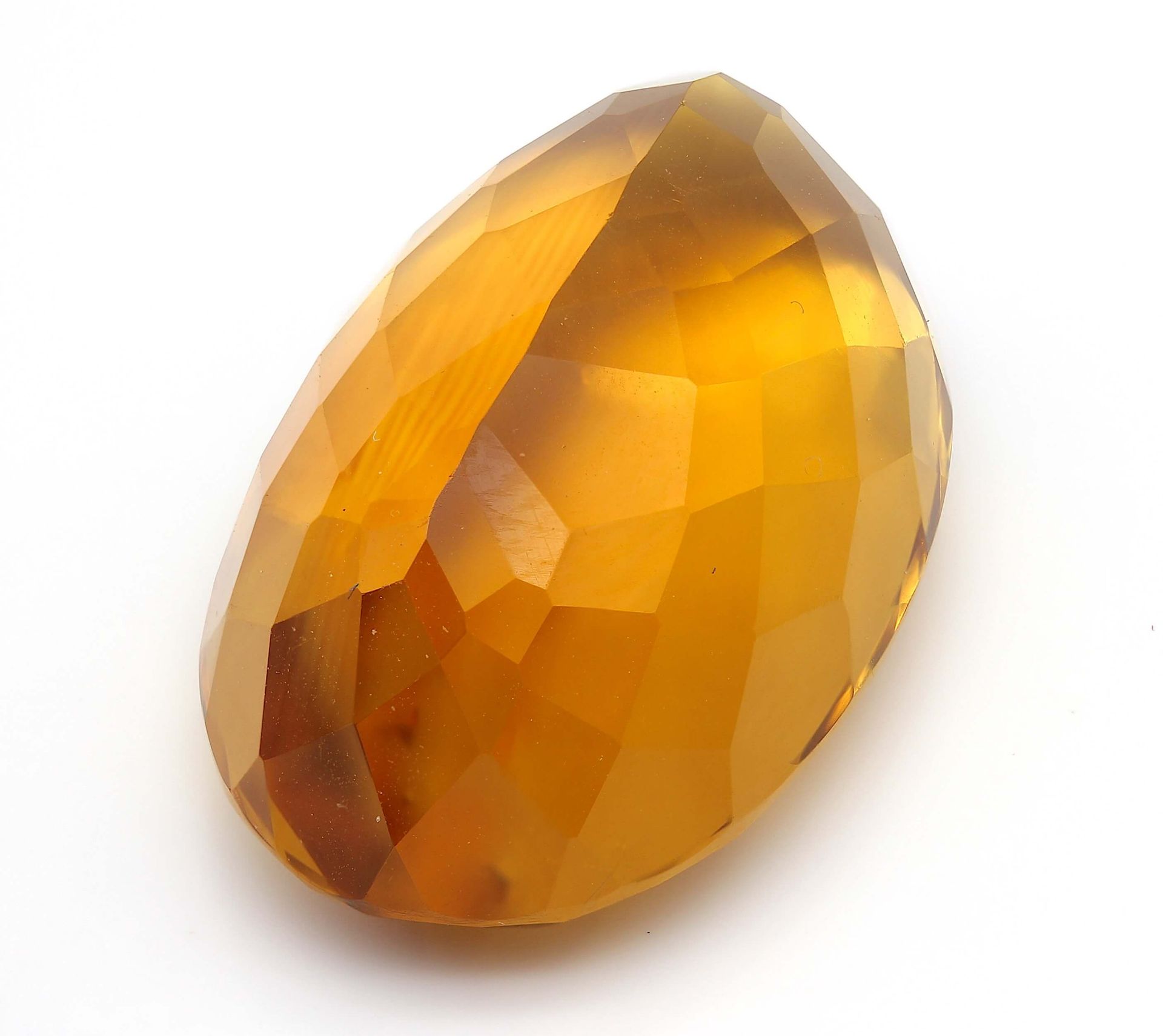 1 Citrin 26,09 ct Maße: 23,3 x 14,9 x 11,2 mm 1 citrine 26,09 ct Dimensions: 23.3 x 14.9 x 11.2 mm - Bild 3 aus 3