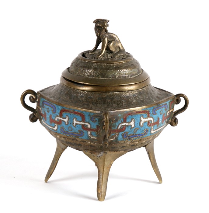 A Chinese bronze and champleve enamel censer on four splayed feet, with fo dog finial, 16cms (6.