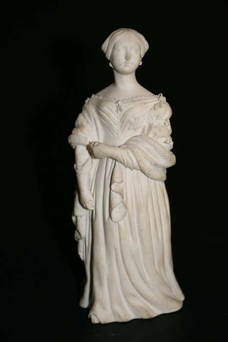 A mid 19th century Parian figure of a young Queen Victoria, 18cm 7 ins) highCondition Report Loss of - Image 3 of 5