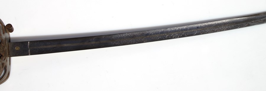 A 19th century Volunteer Rifles army officers sword. Having a fine acid etched blade with VOLR - Image 4 of 8