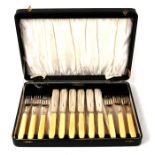A cased set of silver fish eaters, Sheffield 1932.Condition Report One fork handle has an age