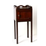 A Georgian mahogany tray top night stand, standing on square chamfered legs,33cm (13ins) wide