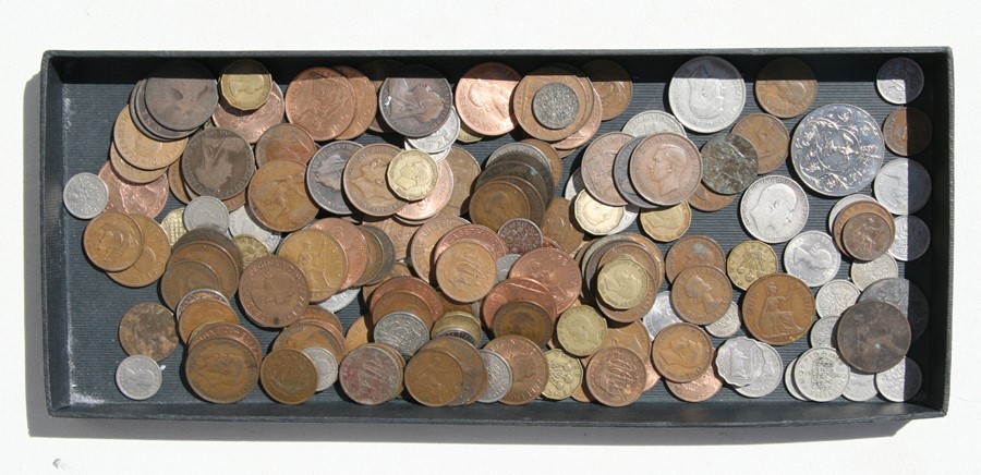 A quantity of loose coinage to include Victorian coins.