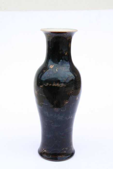 A Chinese baluster vase with gilt decoration on a black ground with six character Kangxi mark to the - Image 4 of 7