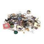 A large quantity of costume jewellery and other items (box).