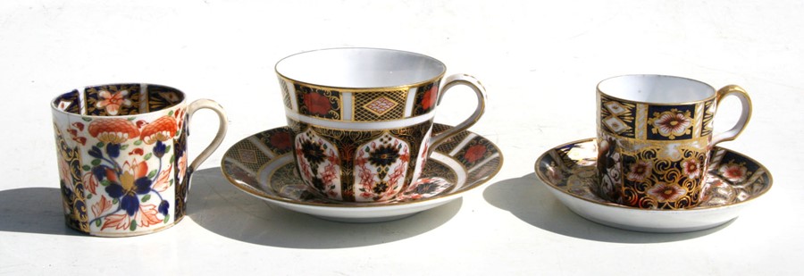 A Royal Crown Derby Imari pattern coffee can and saucer; together with other Royal Crown Derby - Image 2 of 2