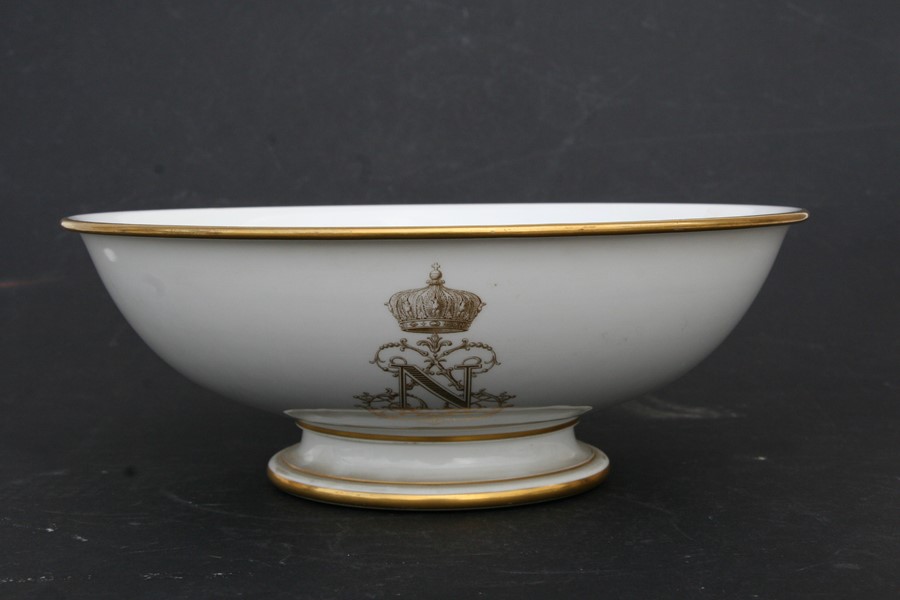 A Sevres porcelain jug and bowl set, formerly the property of Louis Napoleon III, the last French - Image 8 of 14
