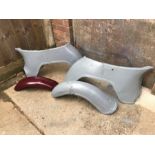 Triumph Speed Twin 5 TA tin work, comprising both bath tub sides and front and rear mud guards, in