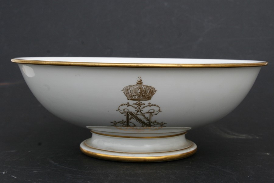 A Sevres porcelain jug and bowl set, formerly the property of Louis Napoleon III, the last French - Image 10 of 14