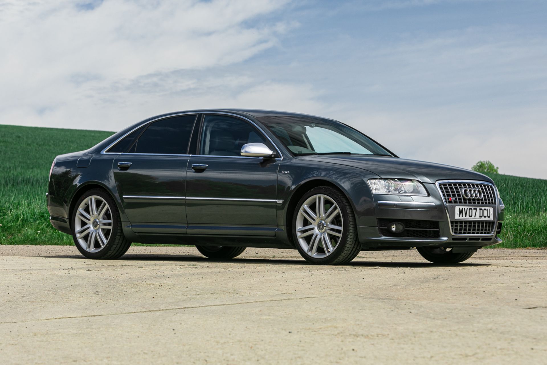 2007 Audi Quattro S8 V10, 5.2 Saloon