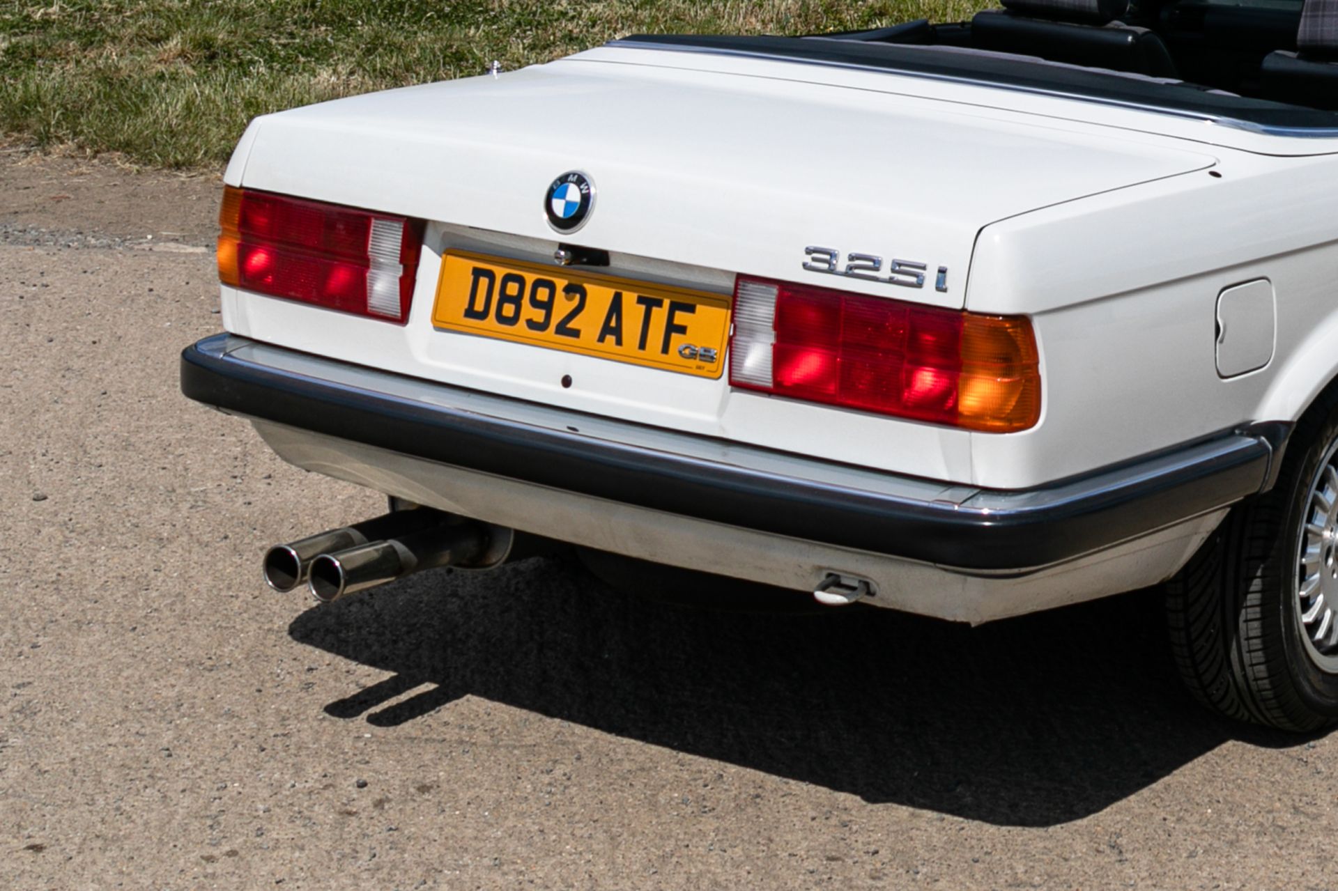 1987 BMW 325i (E30) Cabriolet - Image 6 of 26