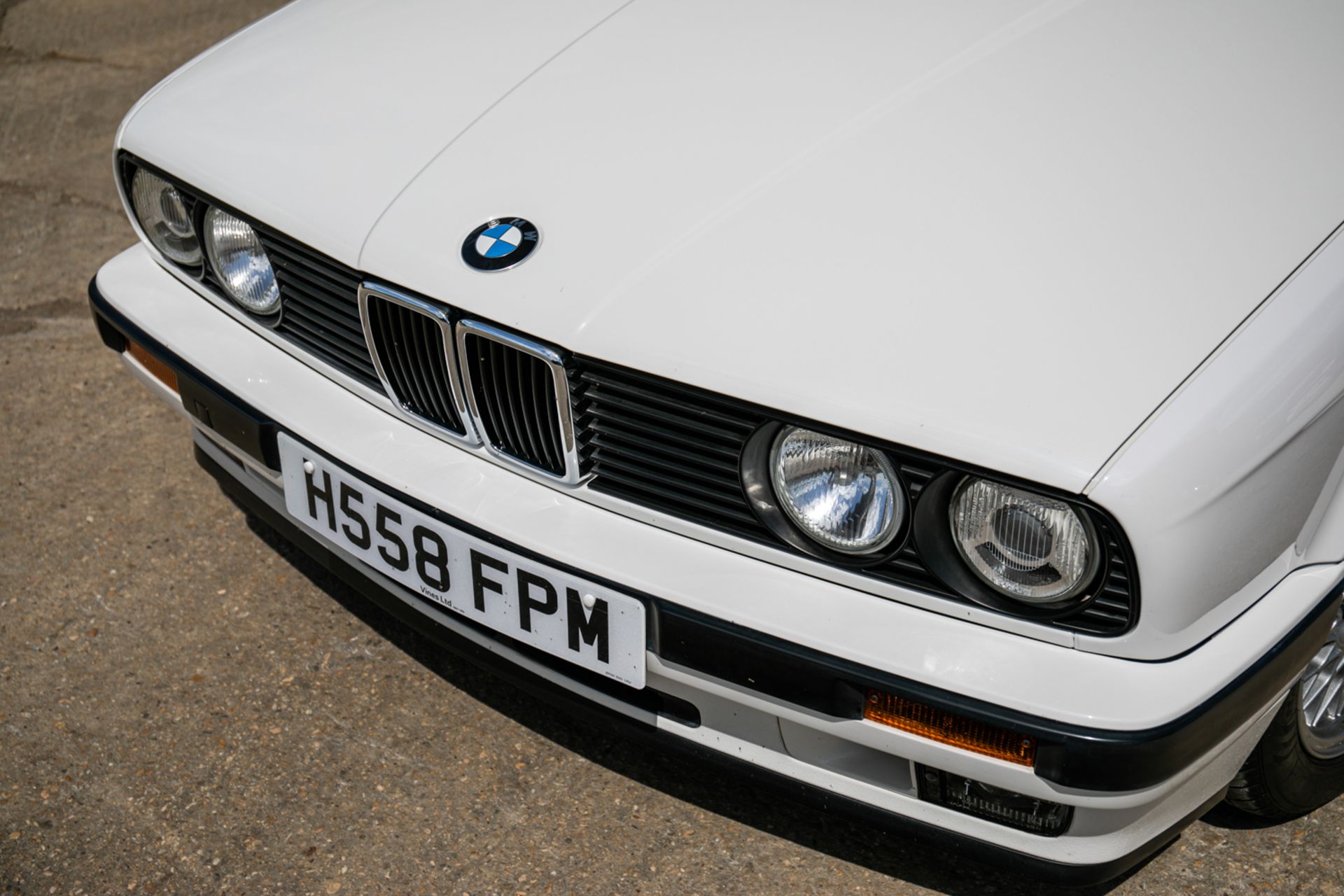 1990 BMW 325i (E30) SE - Image 5 of 12