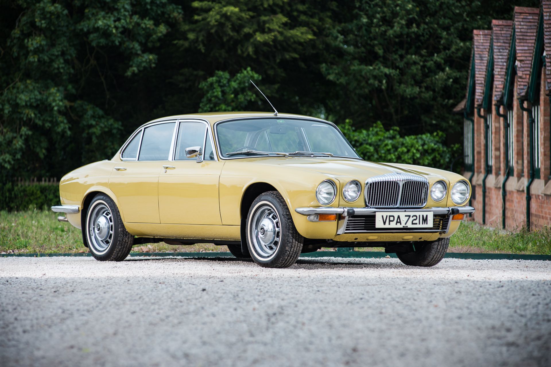 1974 Daimler Sovereign Series 2 - Image 30 of 31