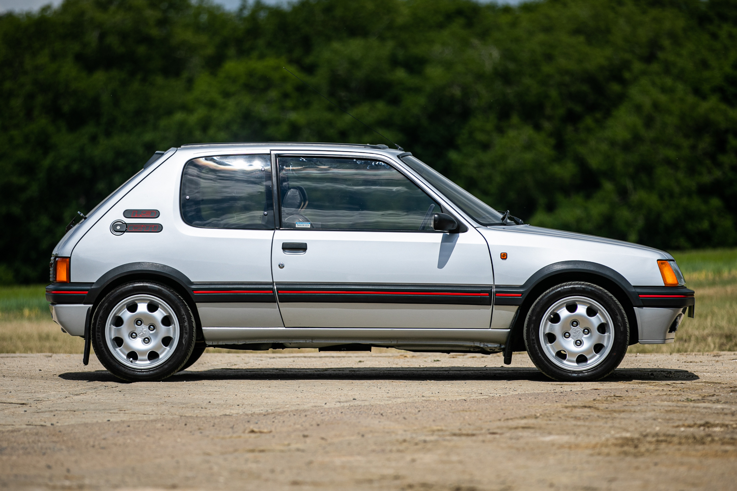 1987 Peugeot 205 1.9 GTI - Image 18 of 22