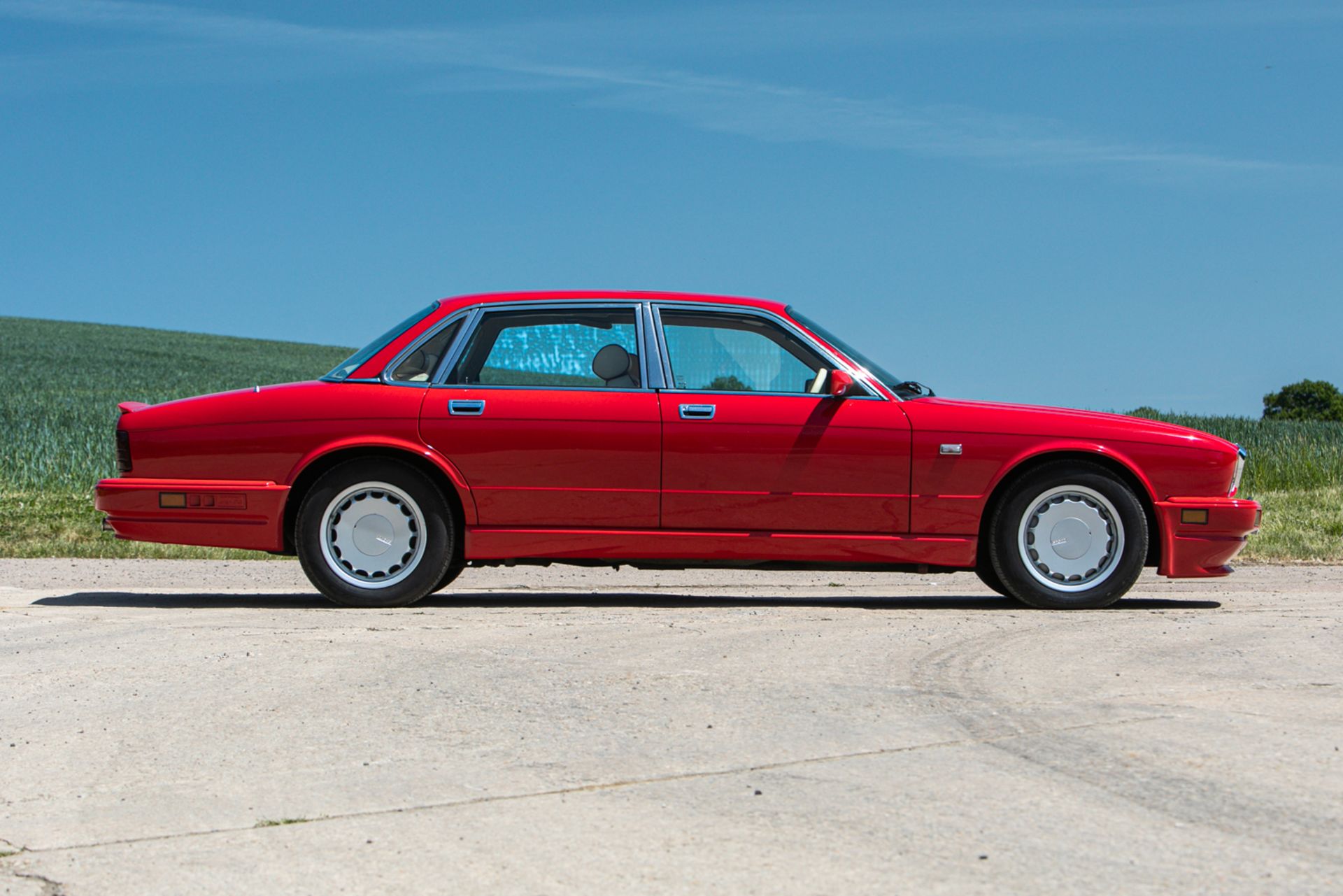 1989 Jaguar Sport (TWR/Jaguar) XJR 3.6 - Image 33 of 35