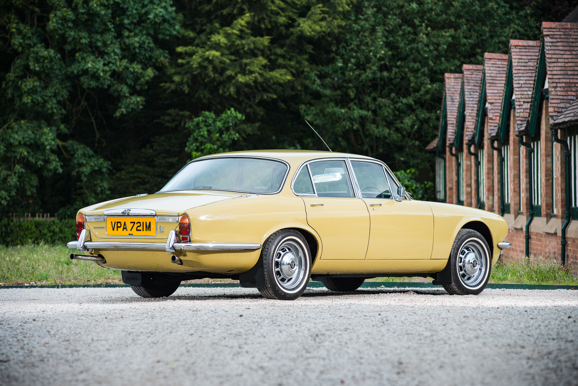 1974 Daimler Sovereign Series 2 - Image 2 of 31