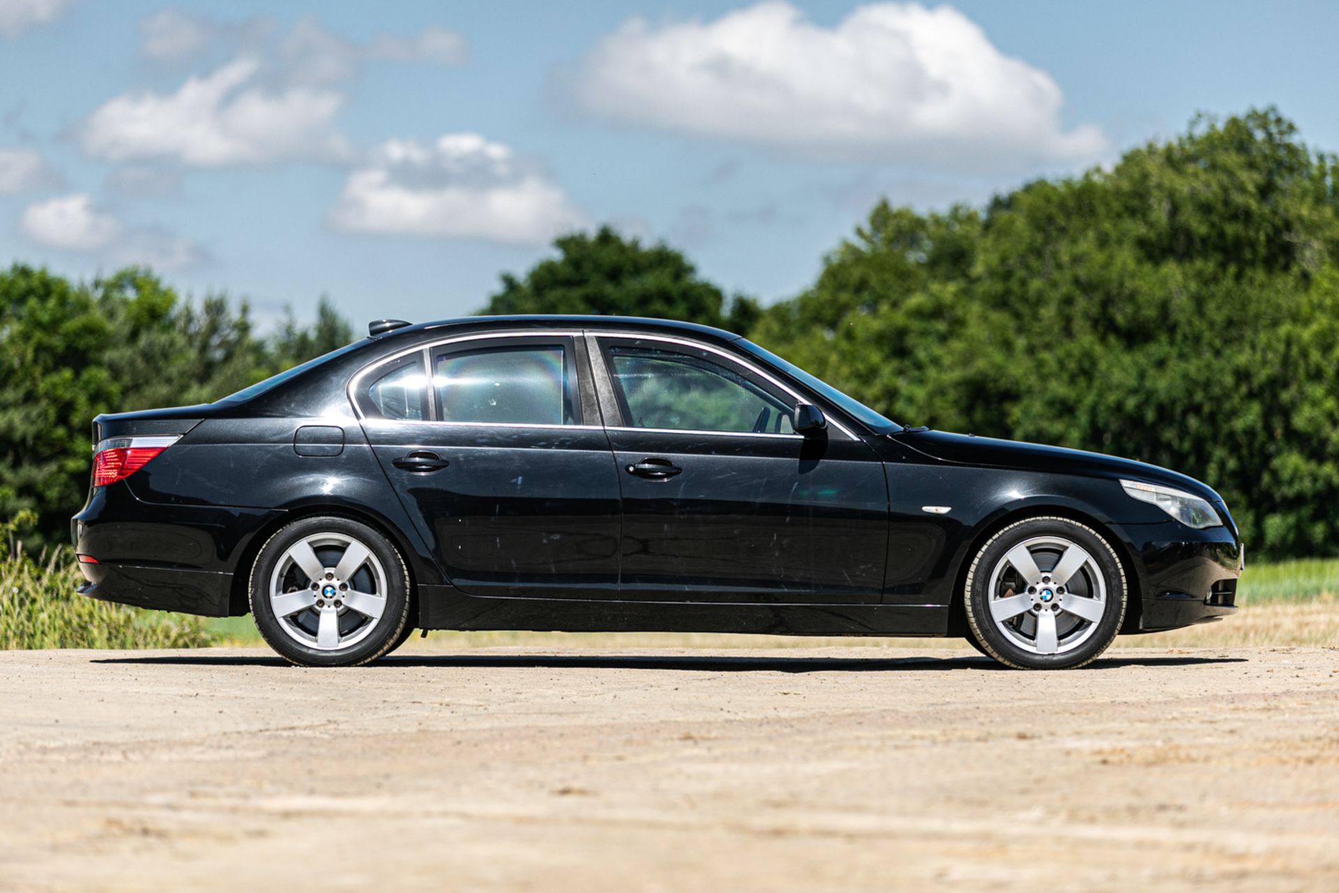 2006 BMW 550i Security Bullet Proof Armoured Car - Image 24 of 25