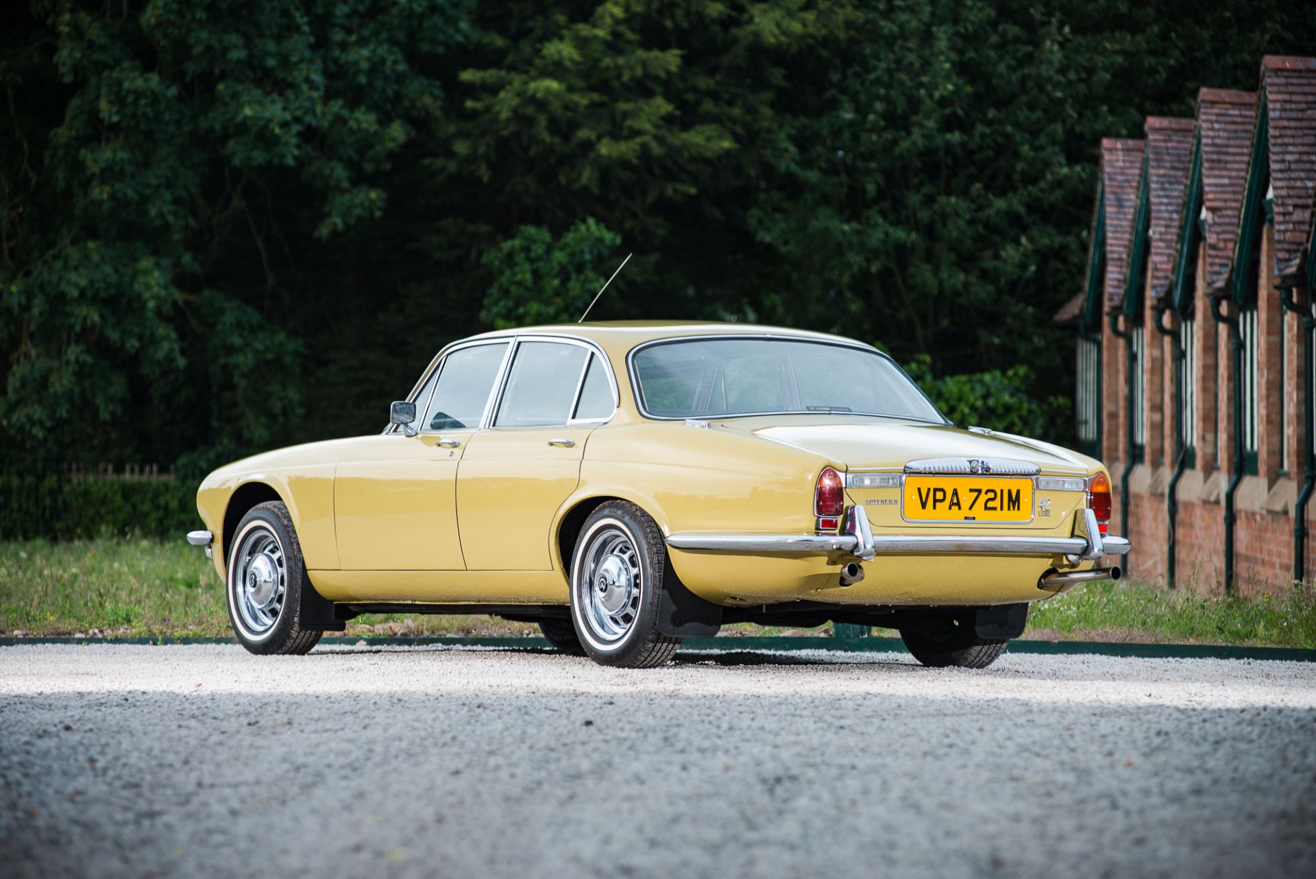 1974 Daimler Sovereign Series 2 - Image 3 of 31