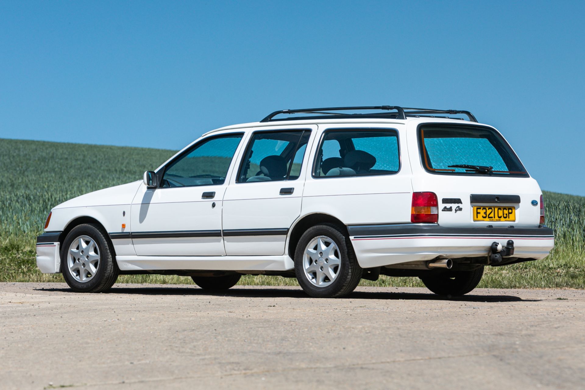 1988 Ford Sierra 2.8 Ghia Estate 4 x 4 - Image 3 of 21