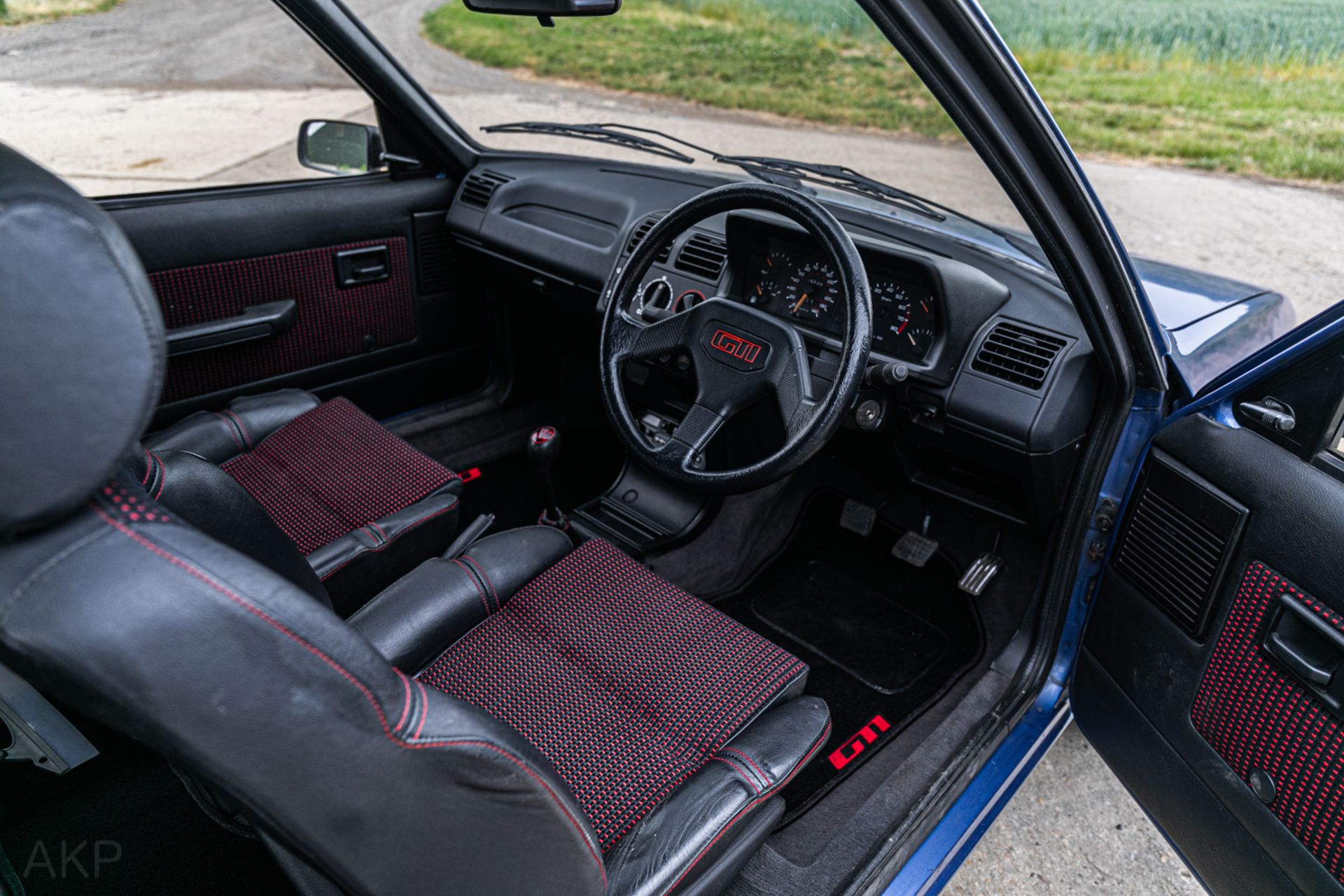 1993 Peugeot 205 1.9 GTI - Image 18 of 24