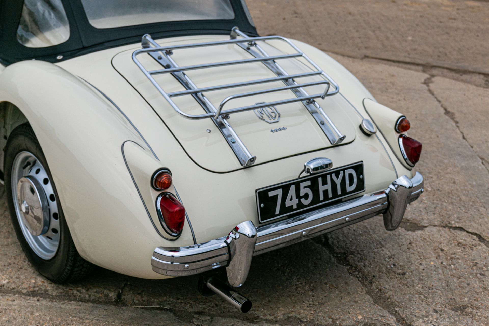 1960 MG MGA 1600 Mk1 Roadster - Image 8 of 19