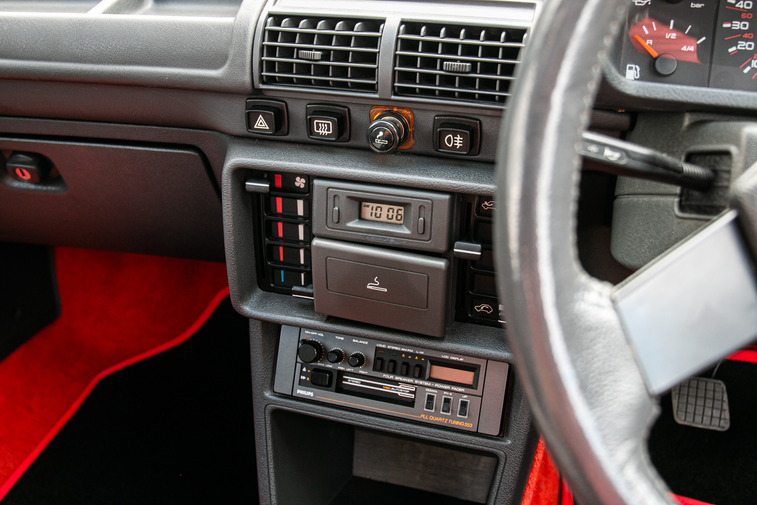 1987 Peugeot 205 1.9 GTI - Image 13 of 22