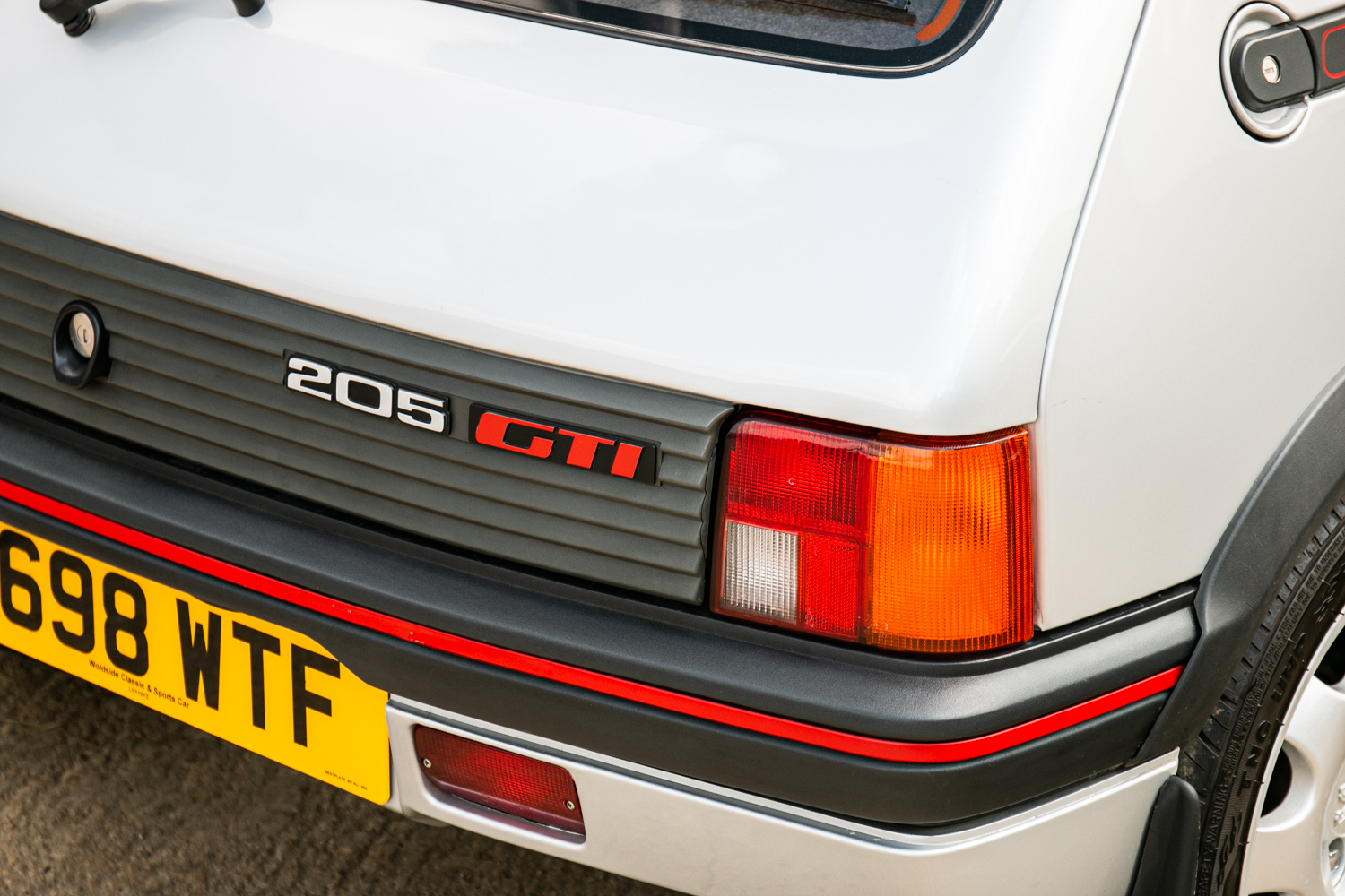 1987 Peugeot 205 1.9 GTI - Image 3 of 22