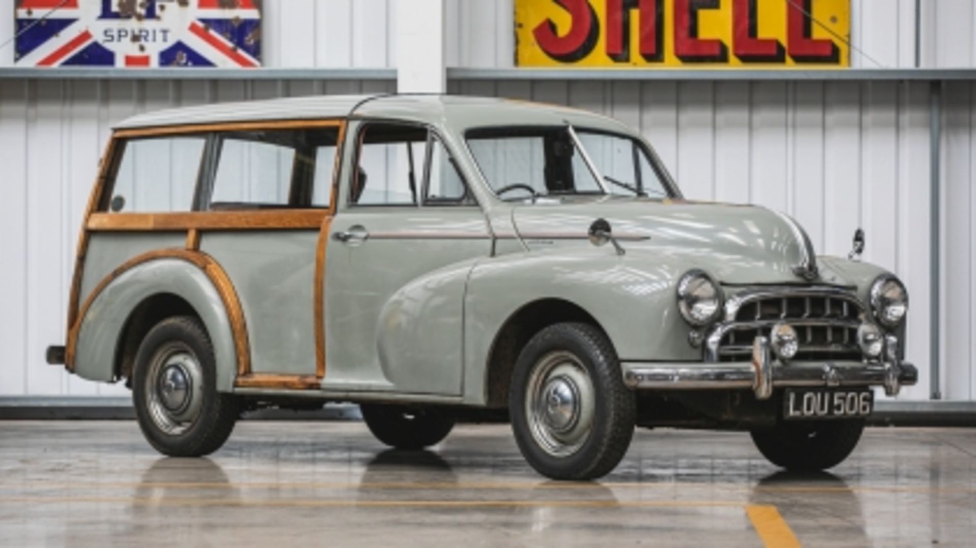 1953 Morris Oxford Traveller