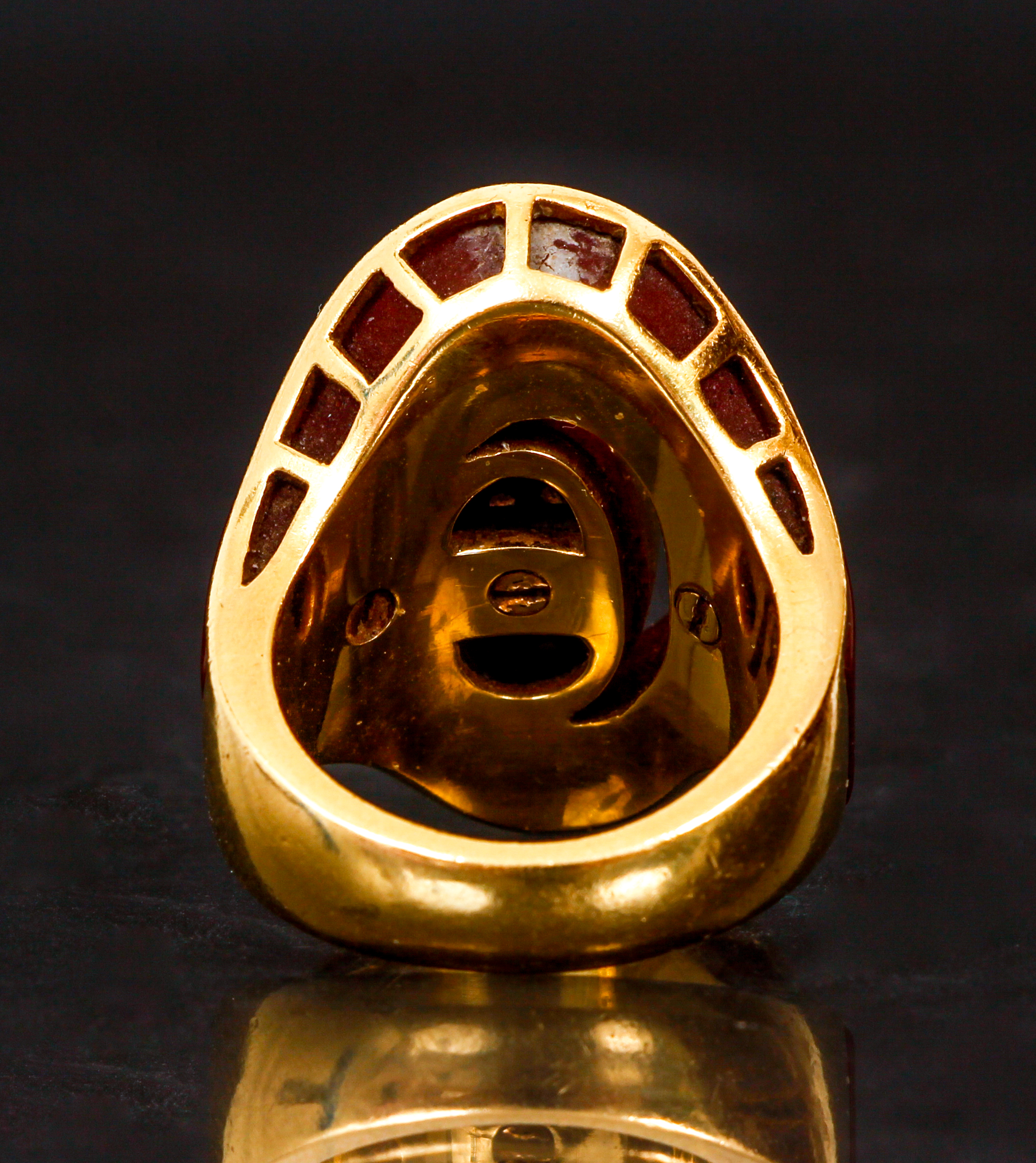 18K Yellow Saddle Style Ring Italian - Image 3 of 5