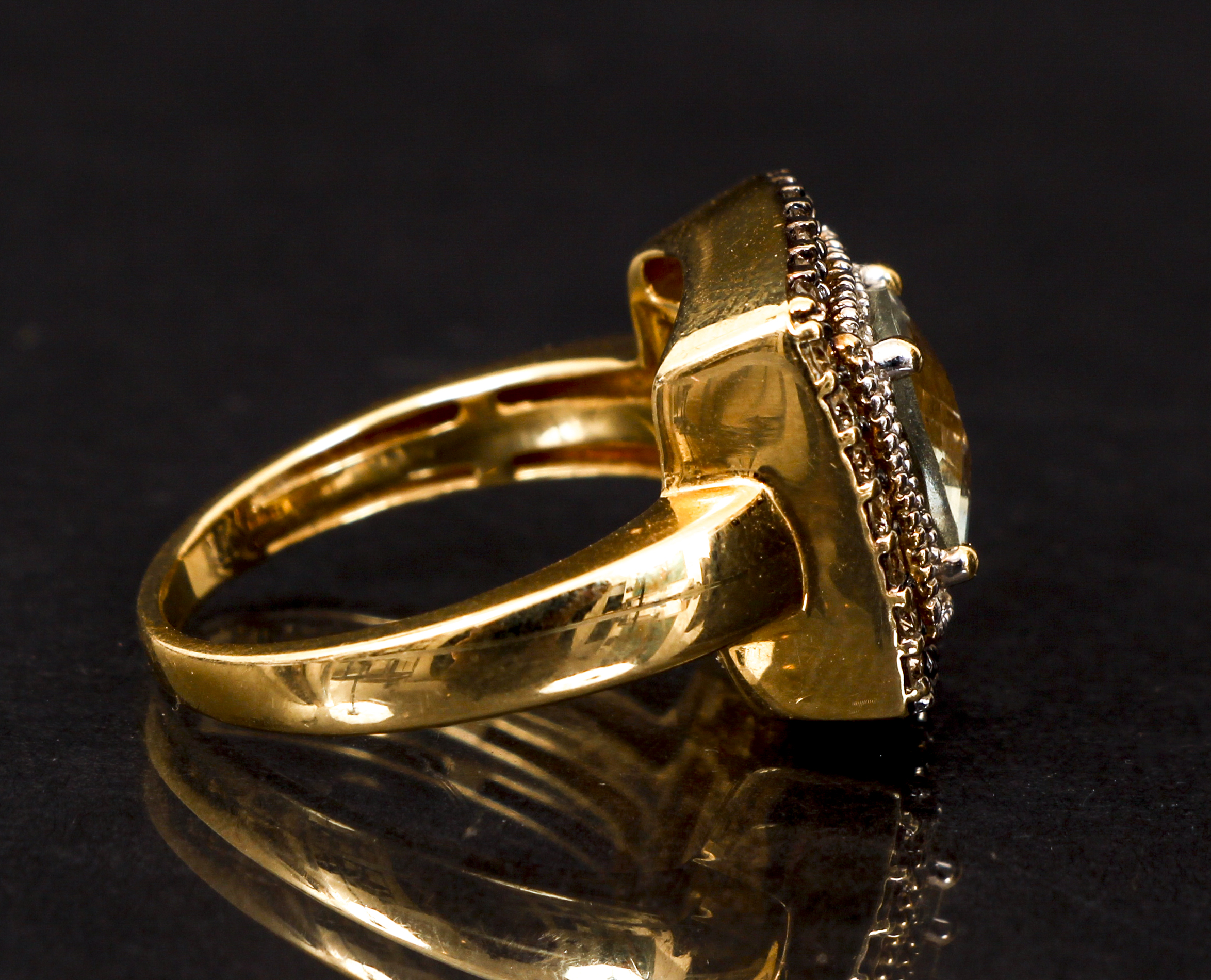14K Mint Quartz Diamond Ring. - Image 4 of 6
