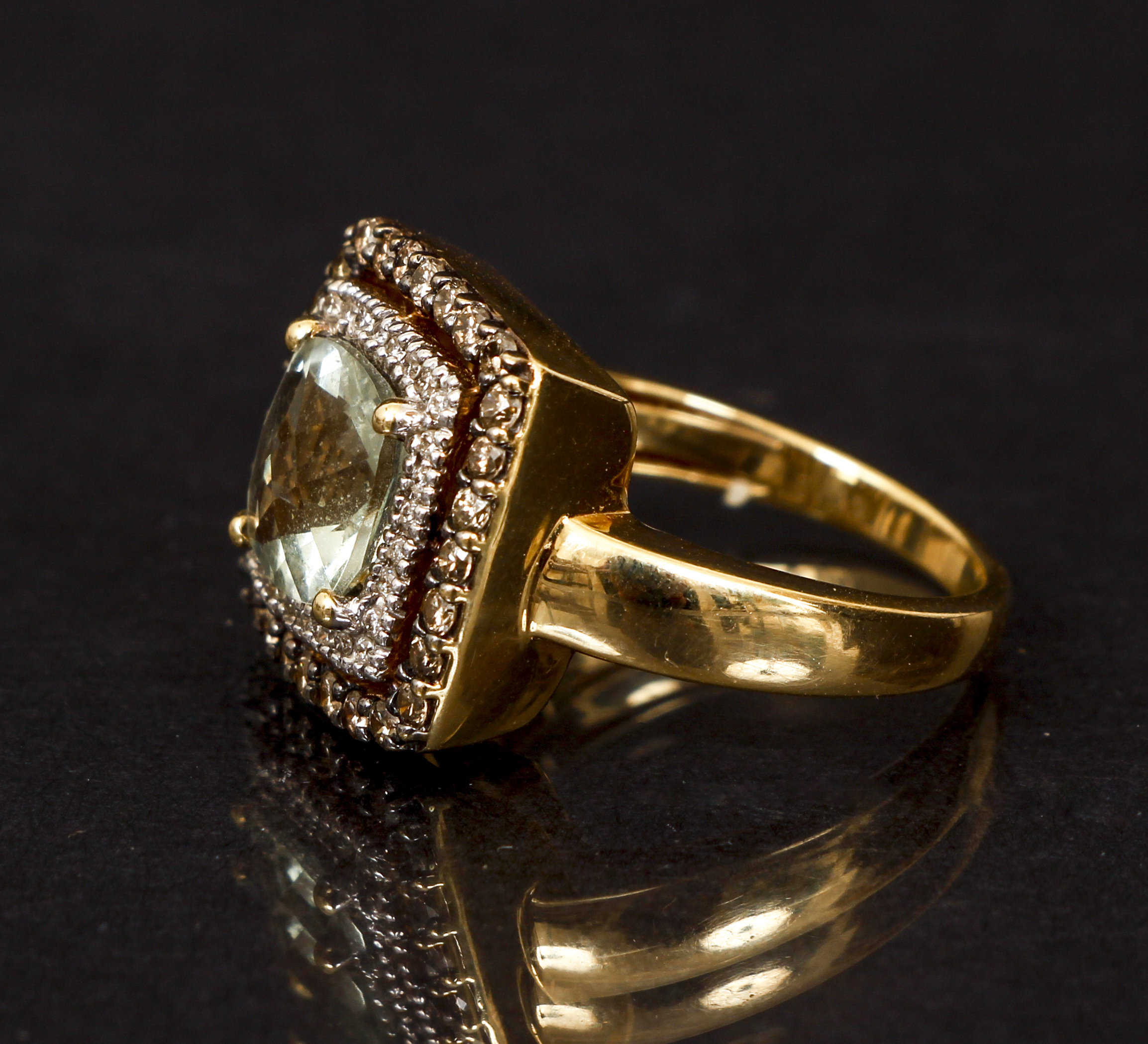 14K Mint Quartz Diamond Ring.