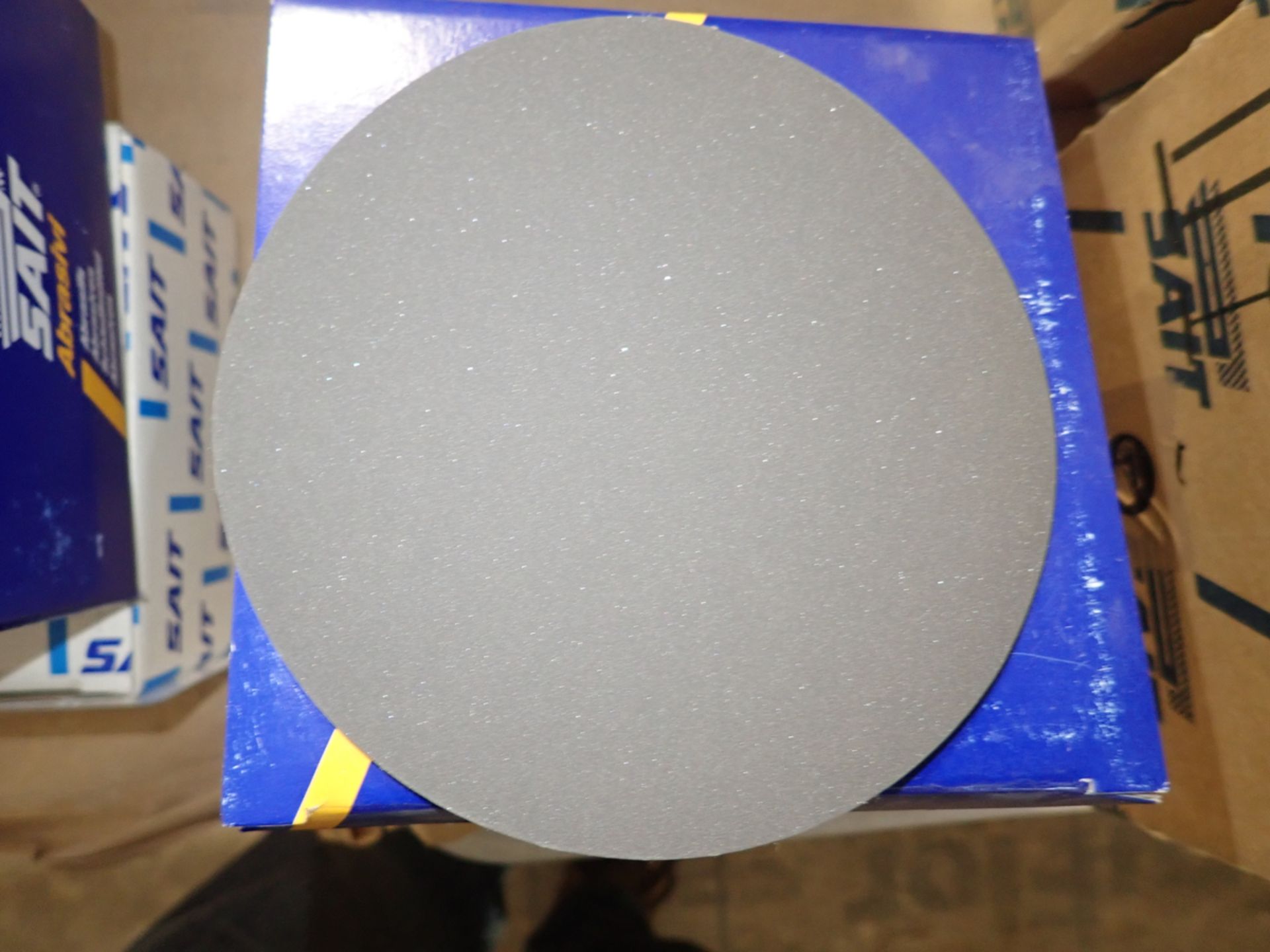 BOXES OF (50) CF HOOK & LOOP SILICONE CARBIDE 5" PAPER DISCS, GRIT #620