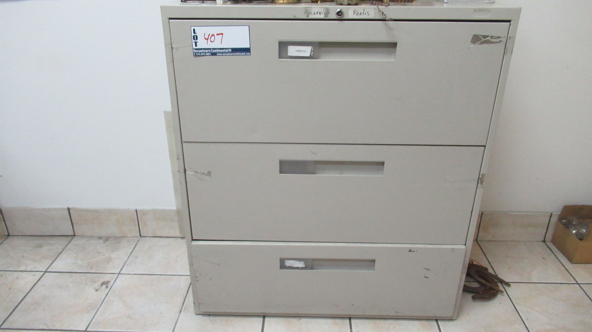 CLASSEUR 3-TIROIRS / FILING CABINET