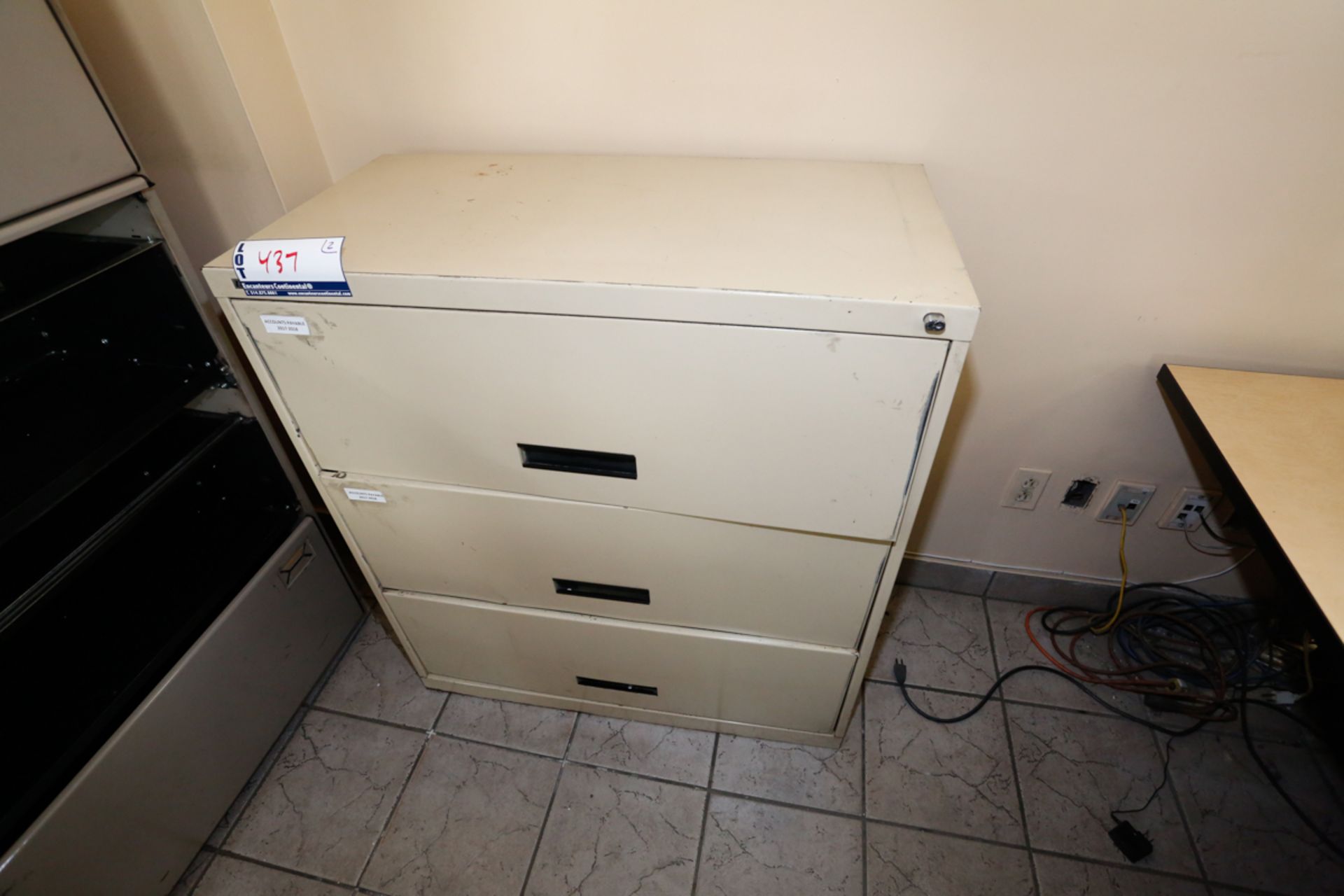 LOT DE 2 CLASSEURS / FILING CABINETS - Image 2 of 3