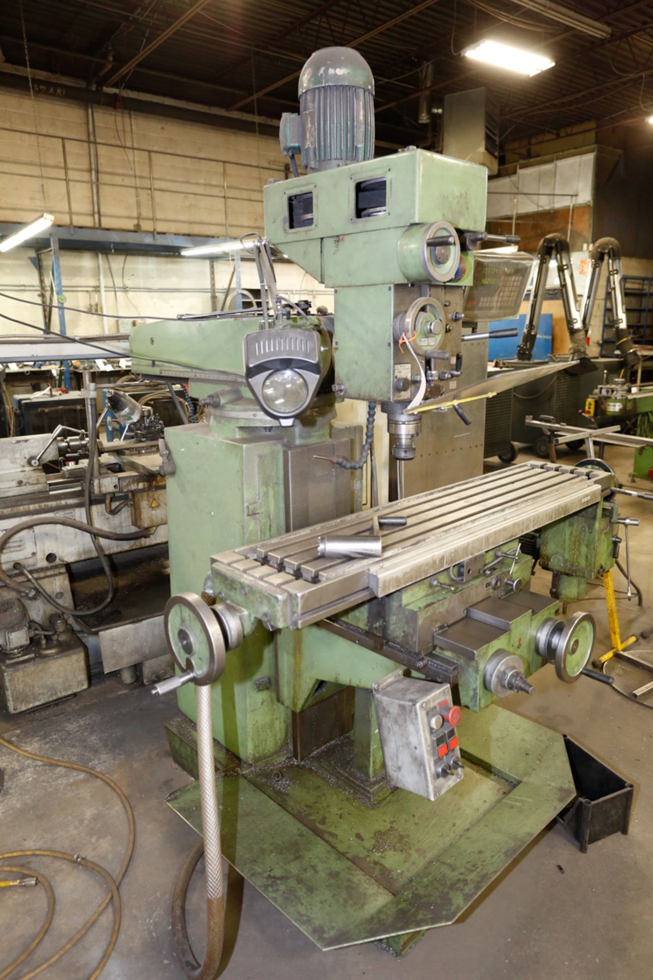 PRVOMAJSKA MILLING MACHINE MPD.G-01VS, 12'' X 55'' TABLE, S/N: 01089643