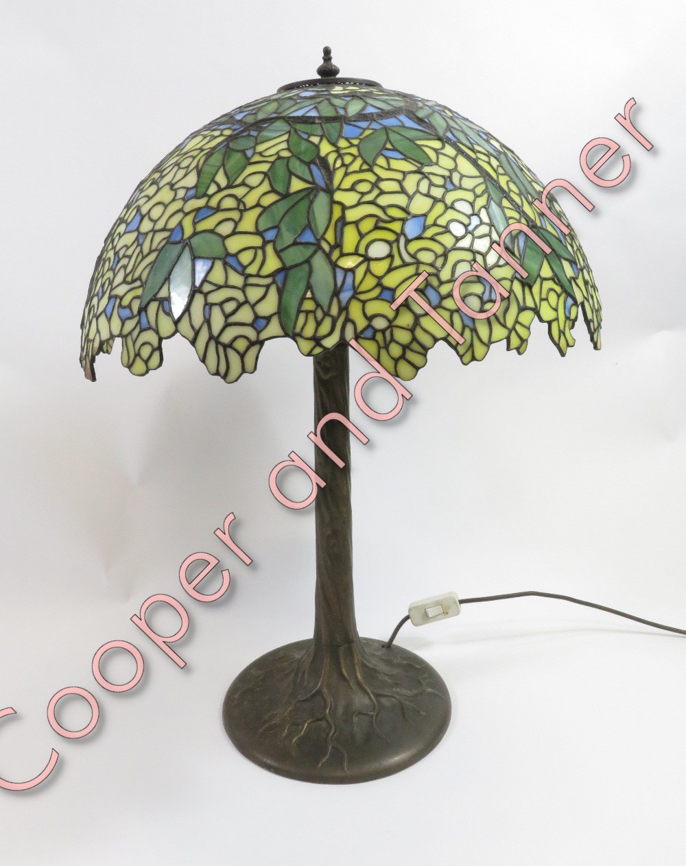 A Tiffany & Co style lamp